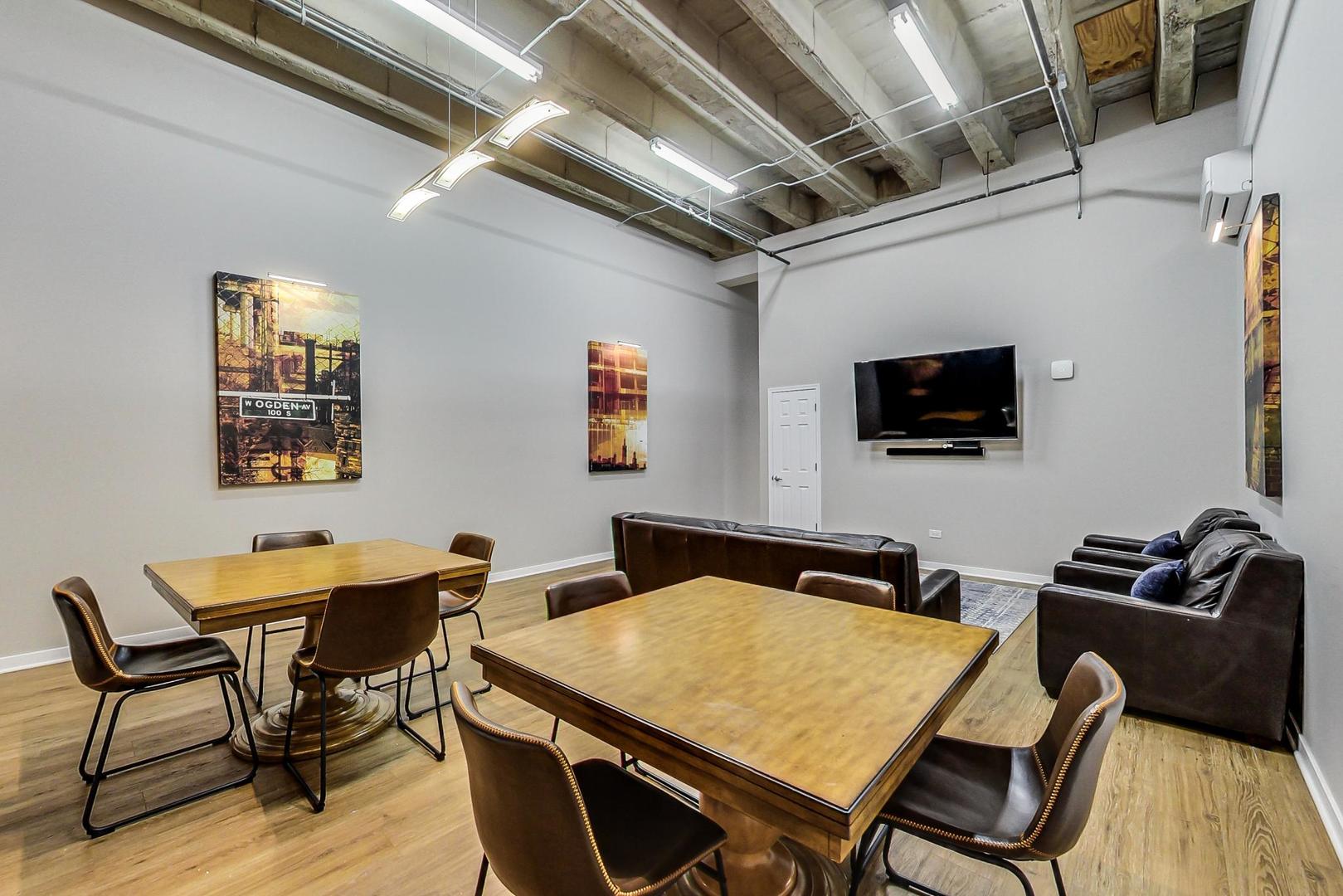 1645 W Ogden Avenue Unit: 602