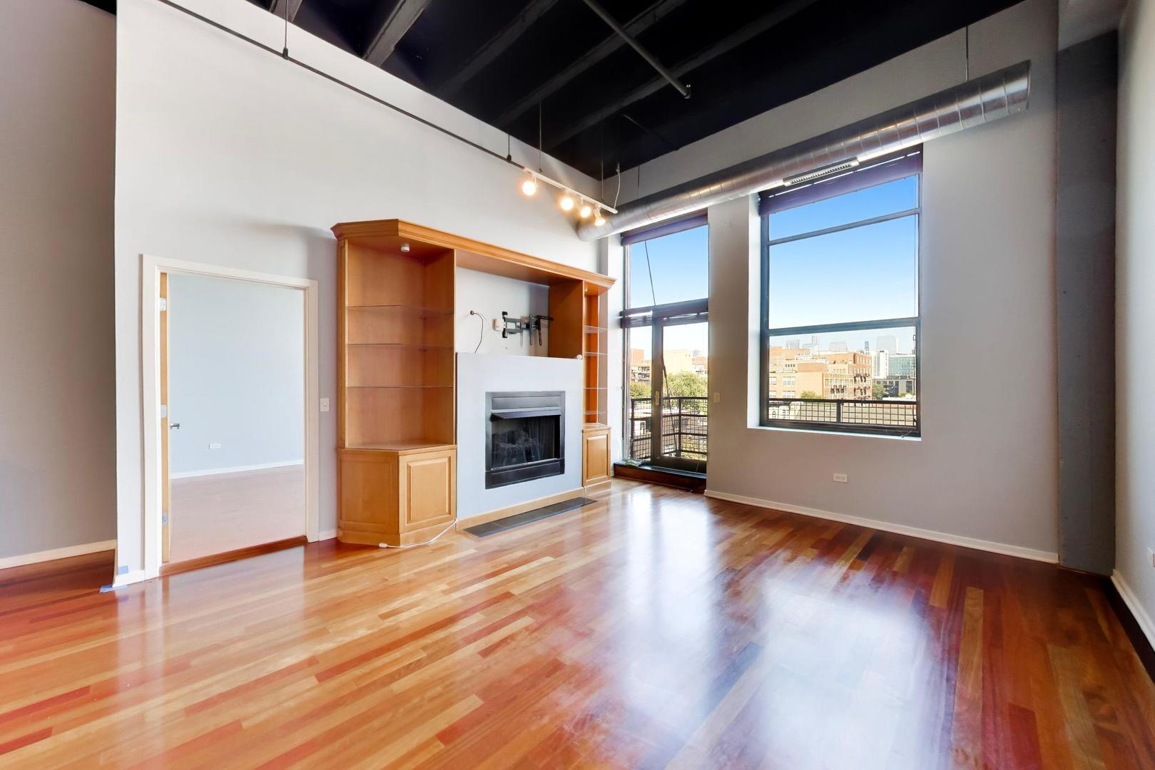 1645 W Ogden Avenue Unit: 602