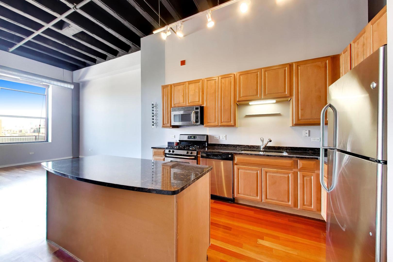 1645 W Ogden Avenue Unit: 602