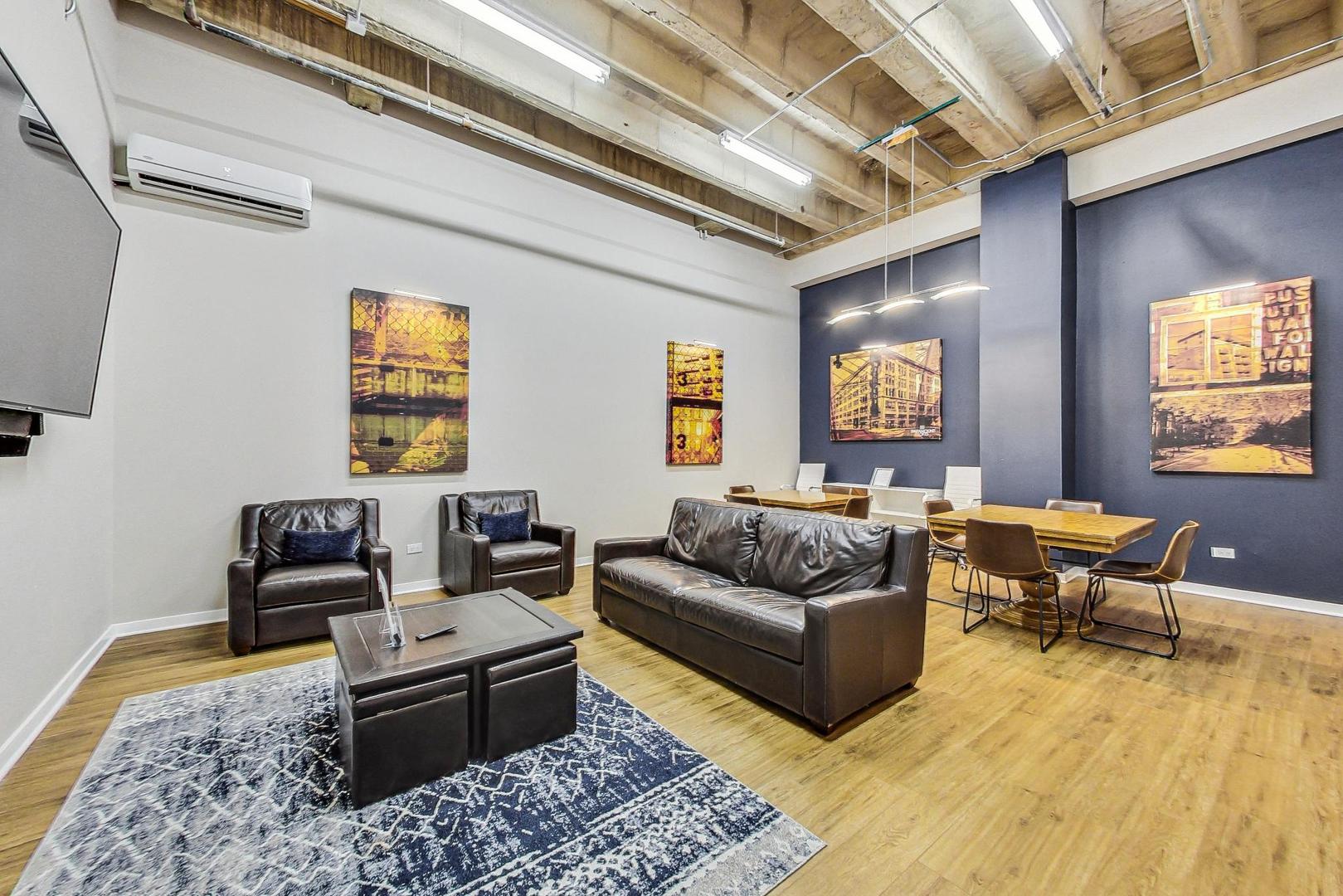 1645 W Ogden Avenue Unit: 602