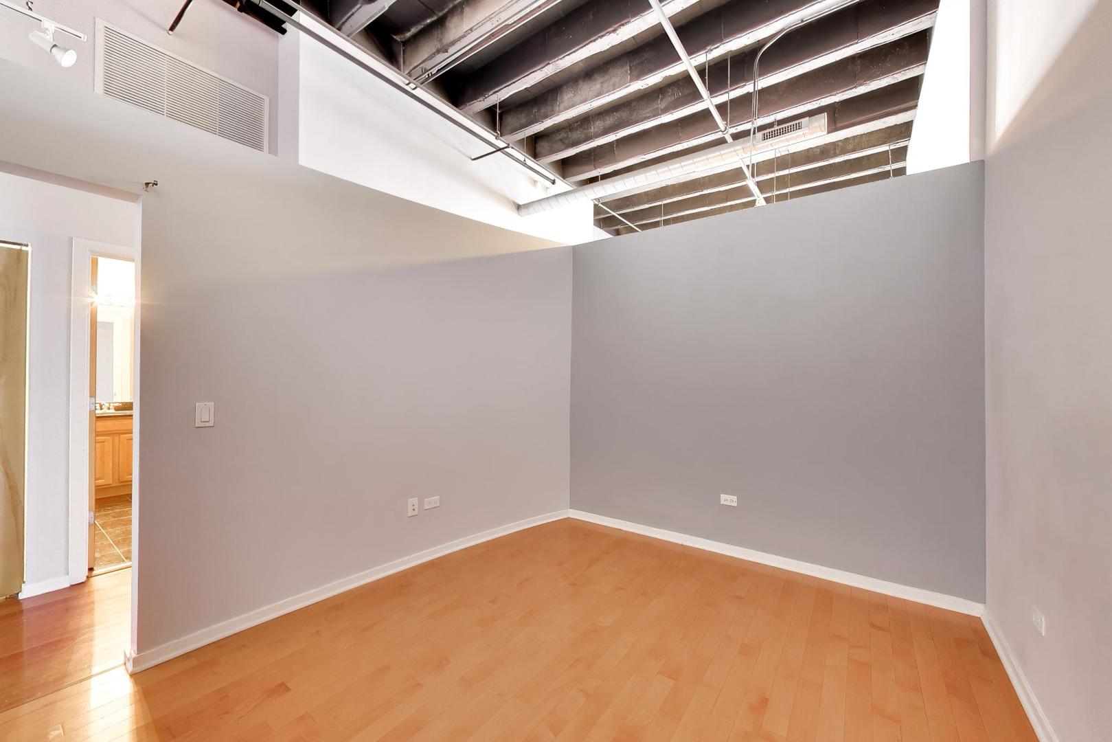 1645 W Ogden Avenue Unit: 602
