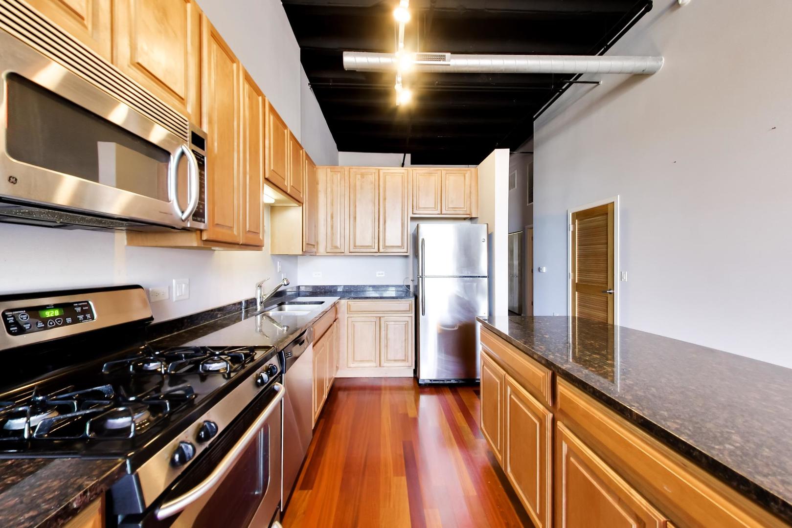 1645 W Ogden Avenue Unit: 602