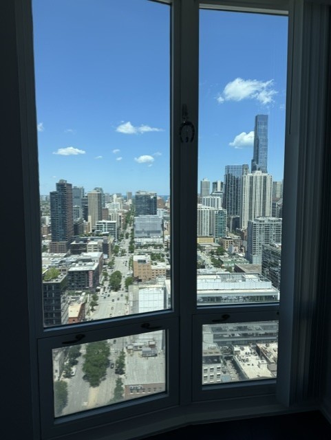 345 N LaSalle Street Unit: 3701