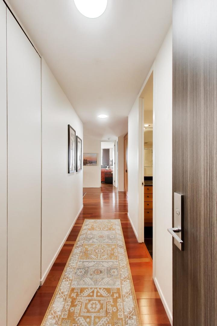 200 E Delaware Place Unit: 26A