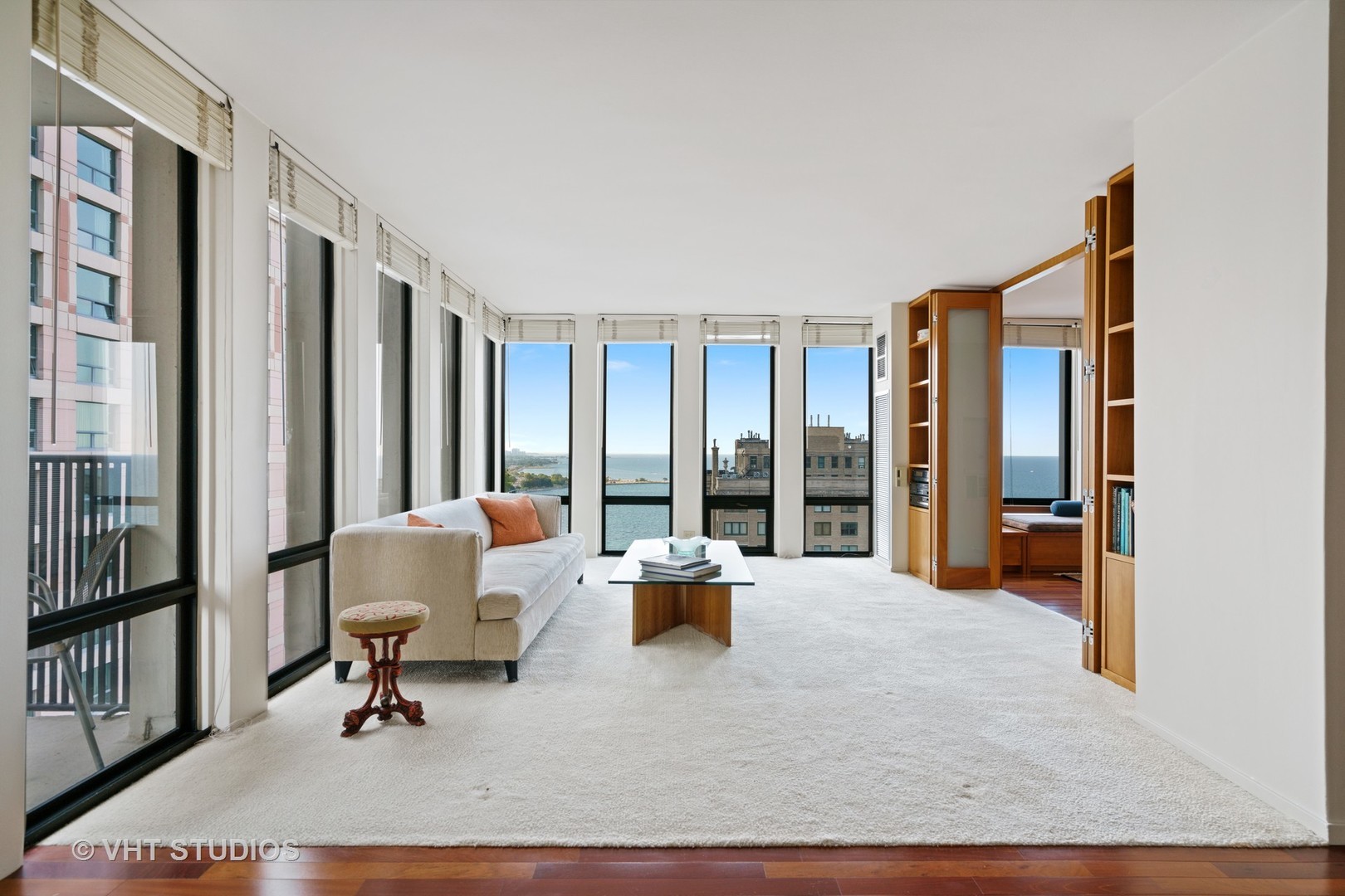 200 E Delaware Place Unit: 26A
