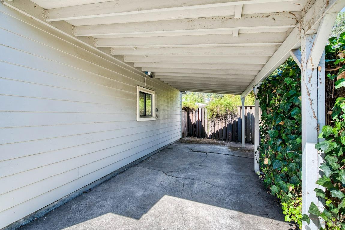 25 Redding Way