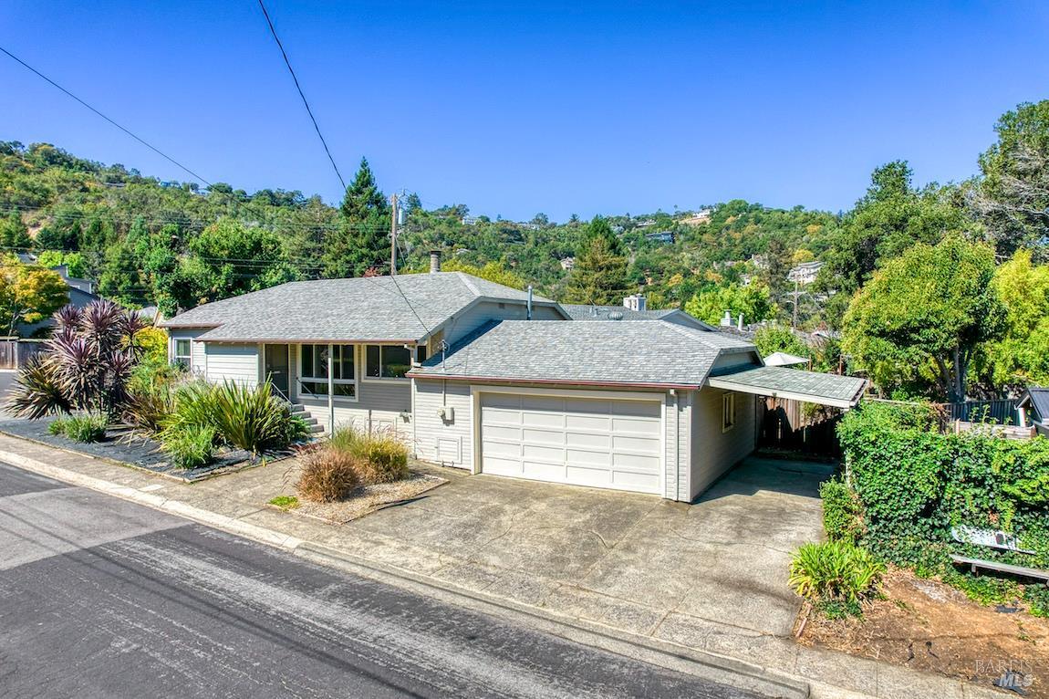 25 Redding Way