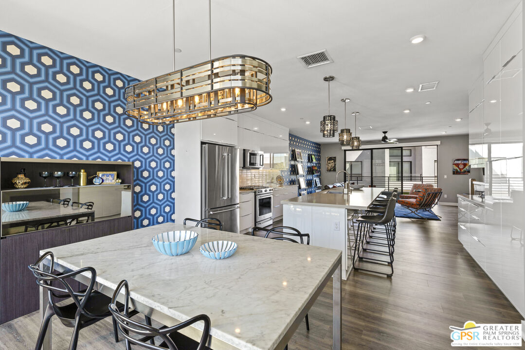 467 Huddle Springs Way