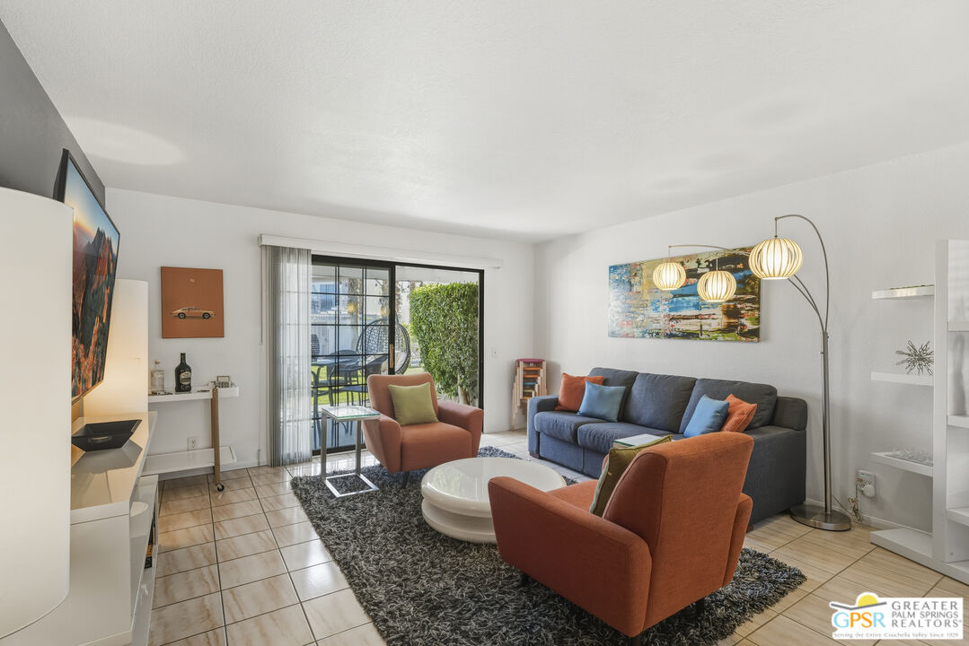 500 S Farrell Dr Unit: M79