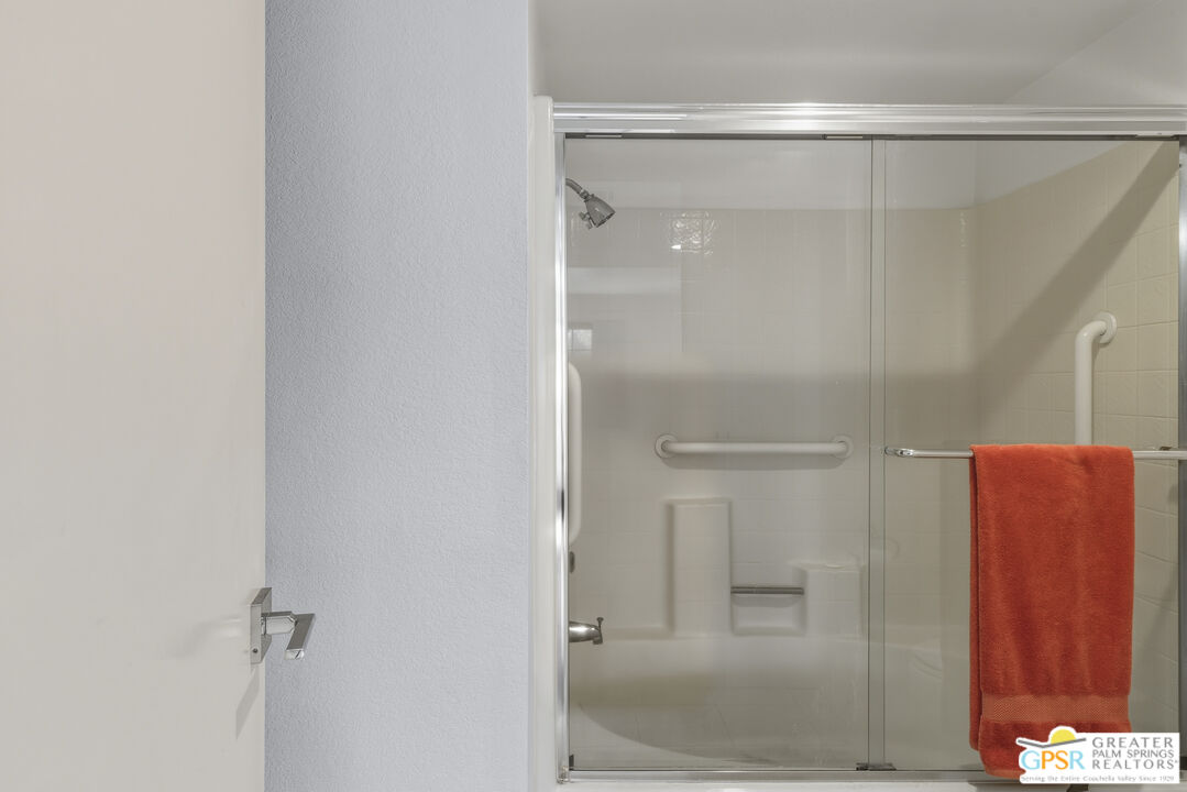 500 S Farrell Dr Unit: M79