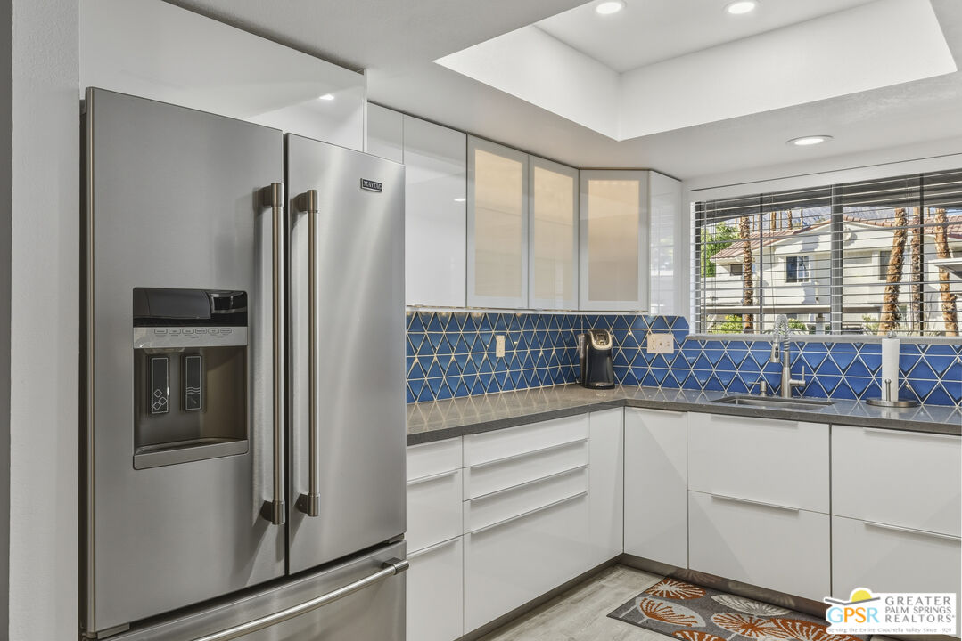 500 S Farrell Dr Unit: M79