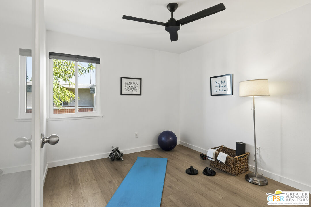 250 E Via Escuela Unit: C