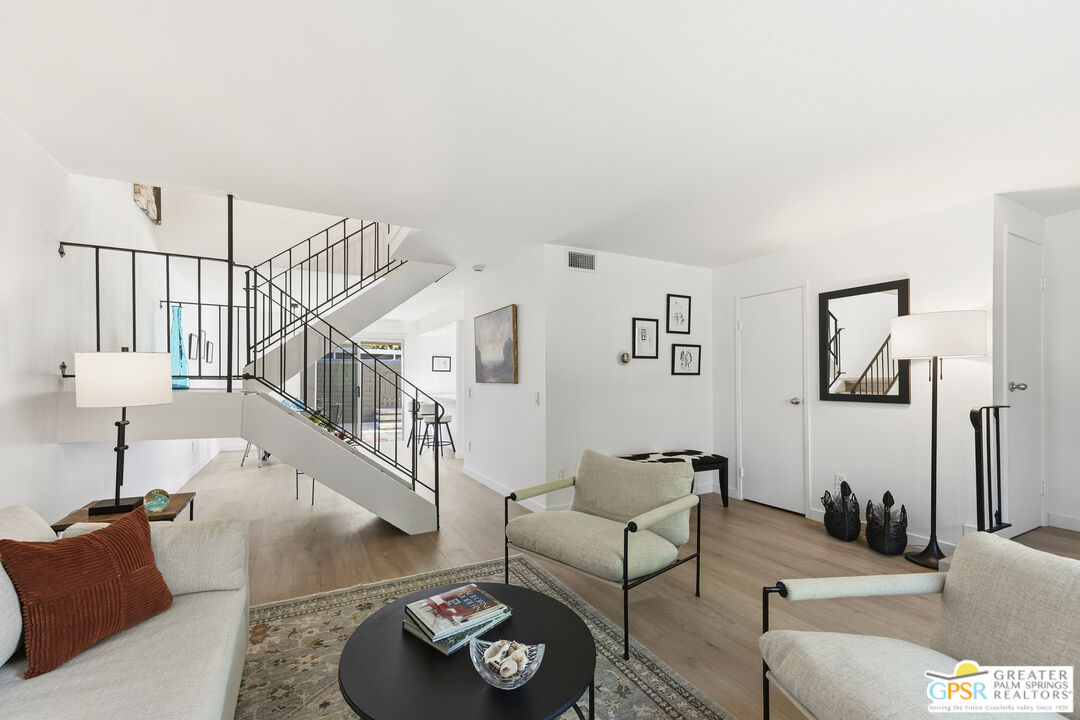 250 E Via Escuela Unit: C