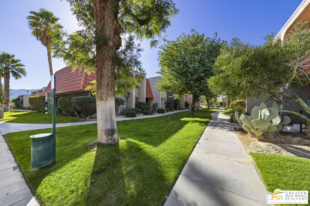 250 E Via Escuela Unit: C