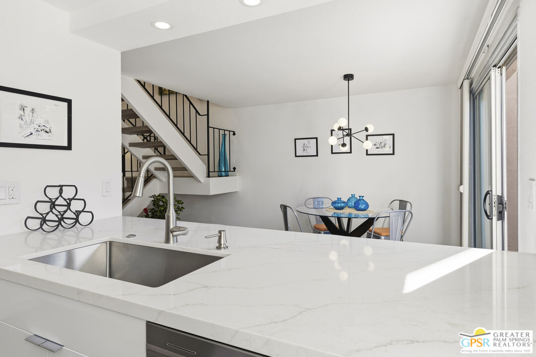 250 E Via Escuela Unit: C