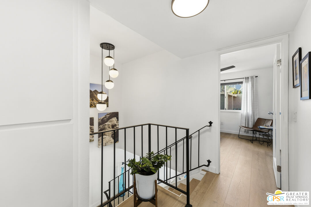 250 E Via Escuela Unit: C