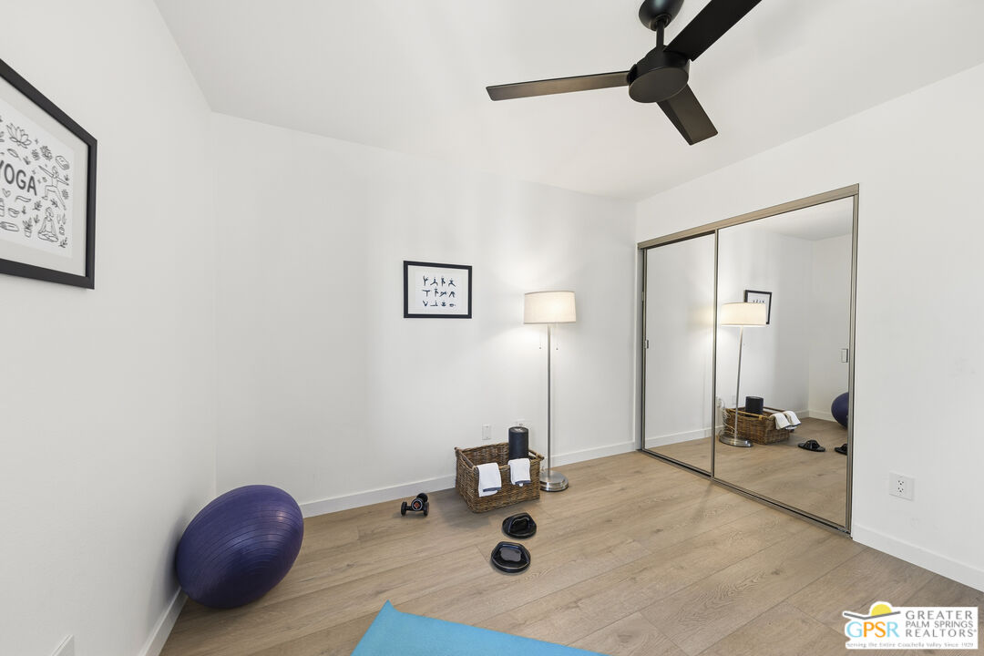 250 E Via Escuela Unit: C