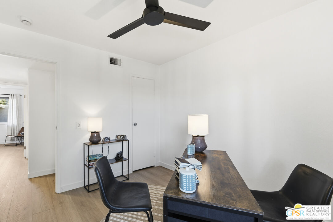 250 E Via Escuela Unit: C