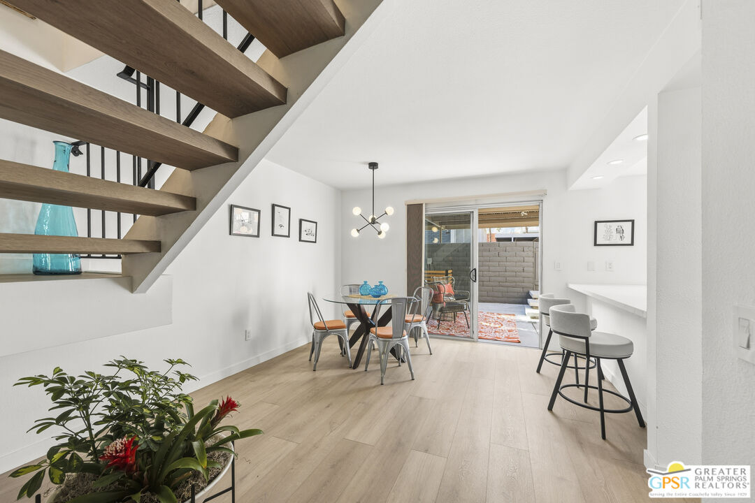 250 E Via Escuela Unit: C