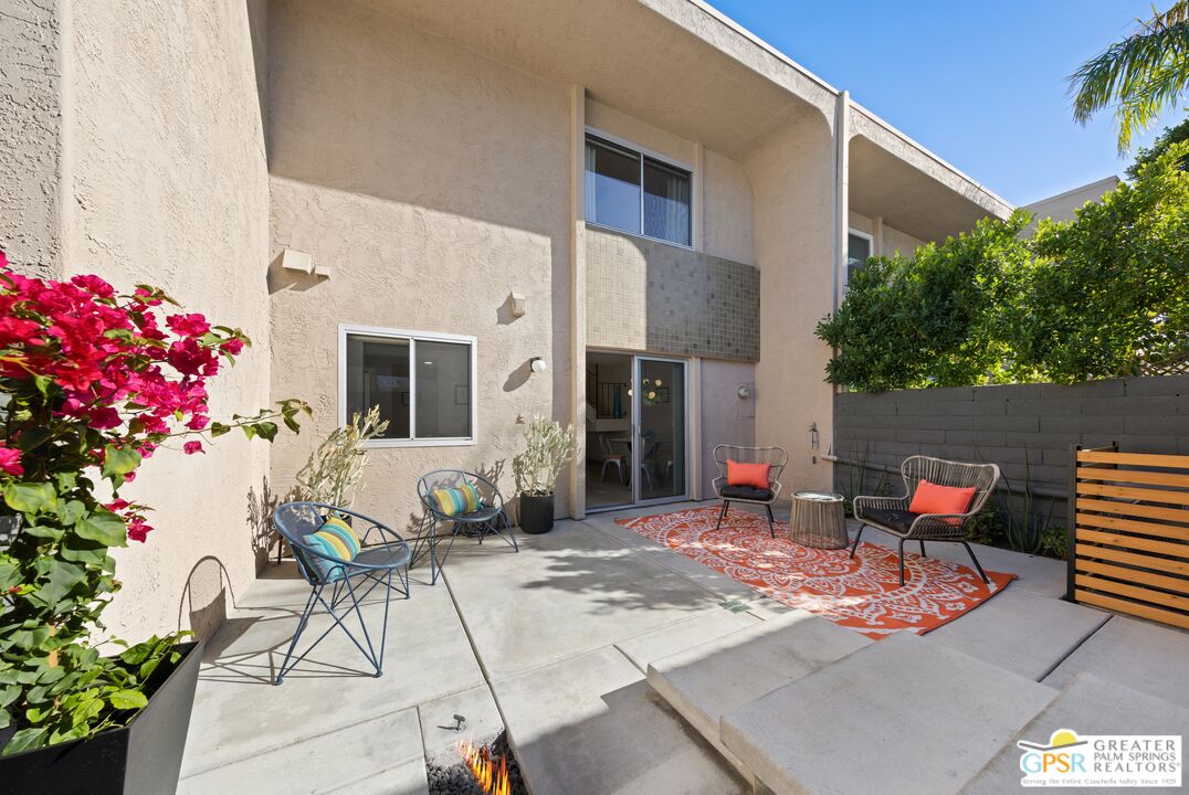 250 E Via Escuela Unit: C