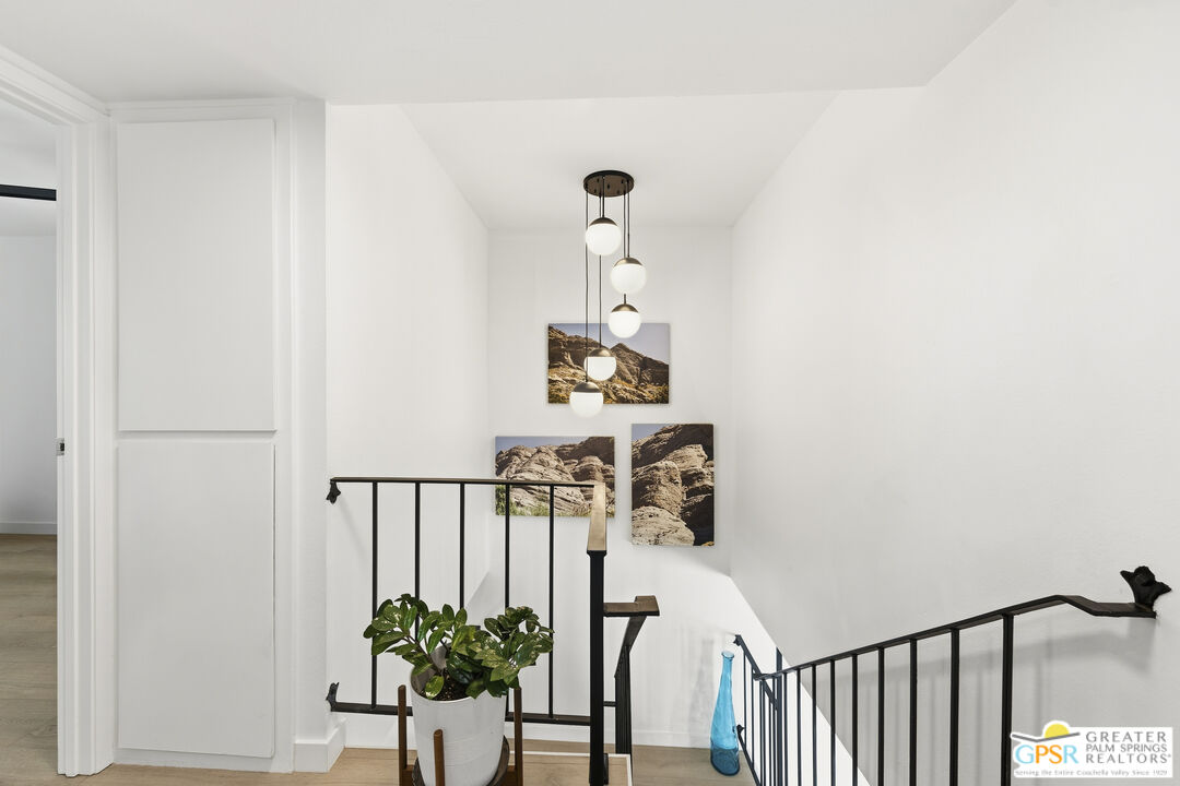 250 E Via Escuela Unit: C