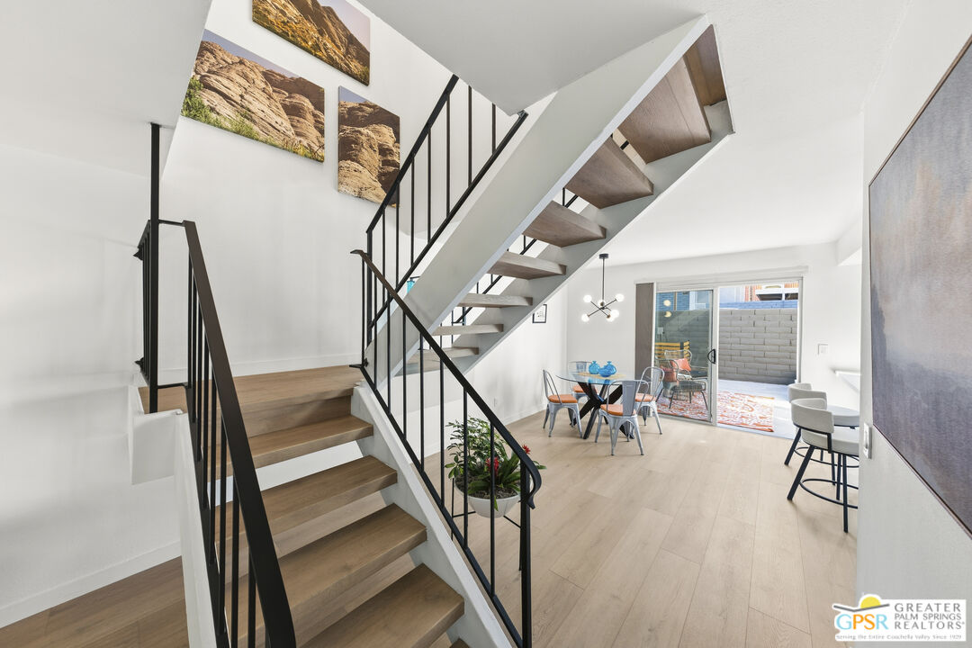 250 E Via Escuela Unit: C