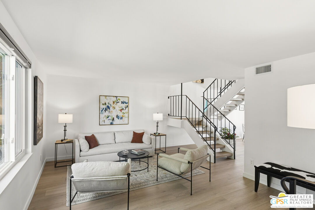 250 E Via Escuela Unit: C