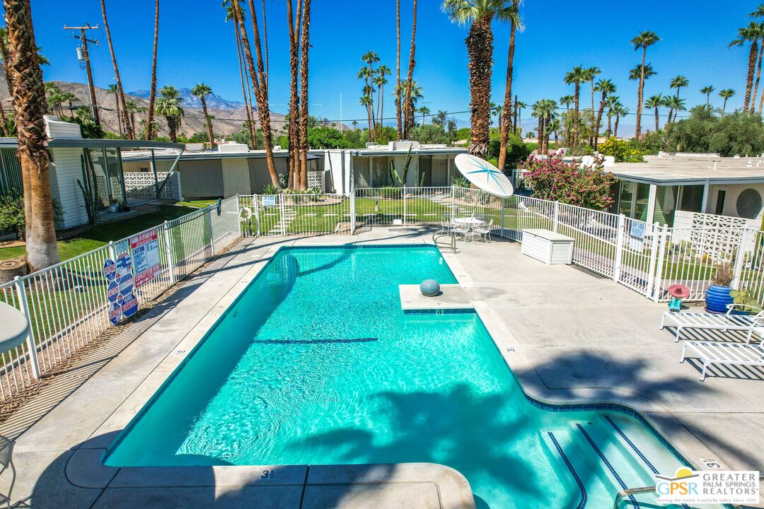 73195 Tumbleweed Ln