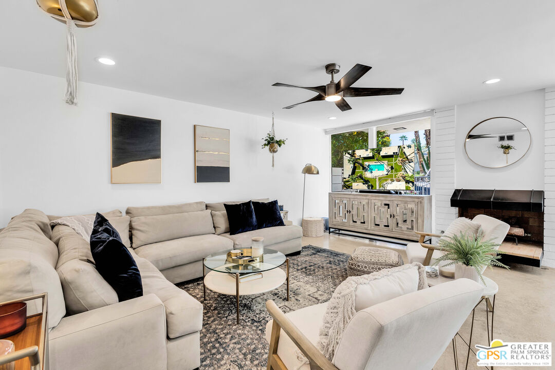 73195 Tumbleweed Ln
