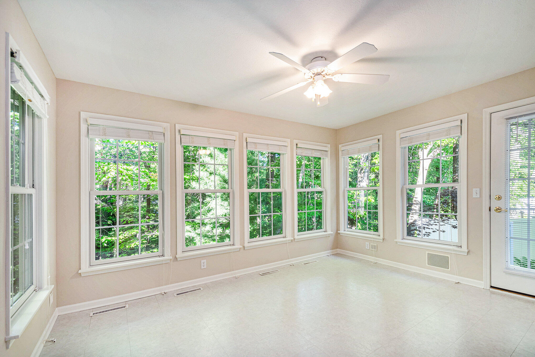 391 Arbor Ridge