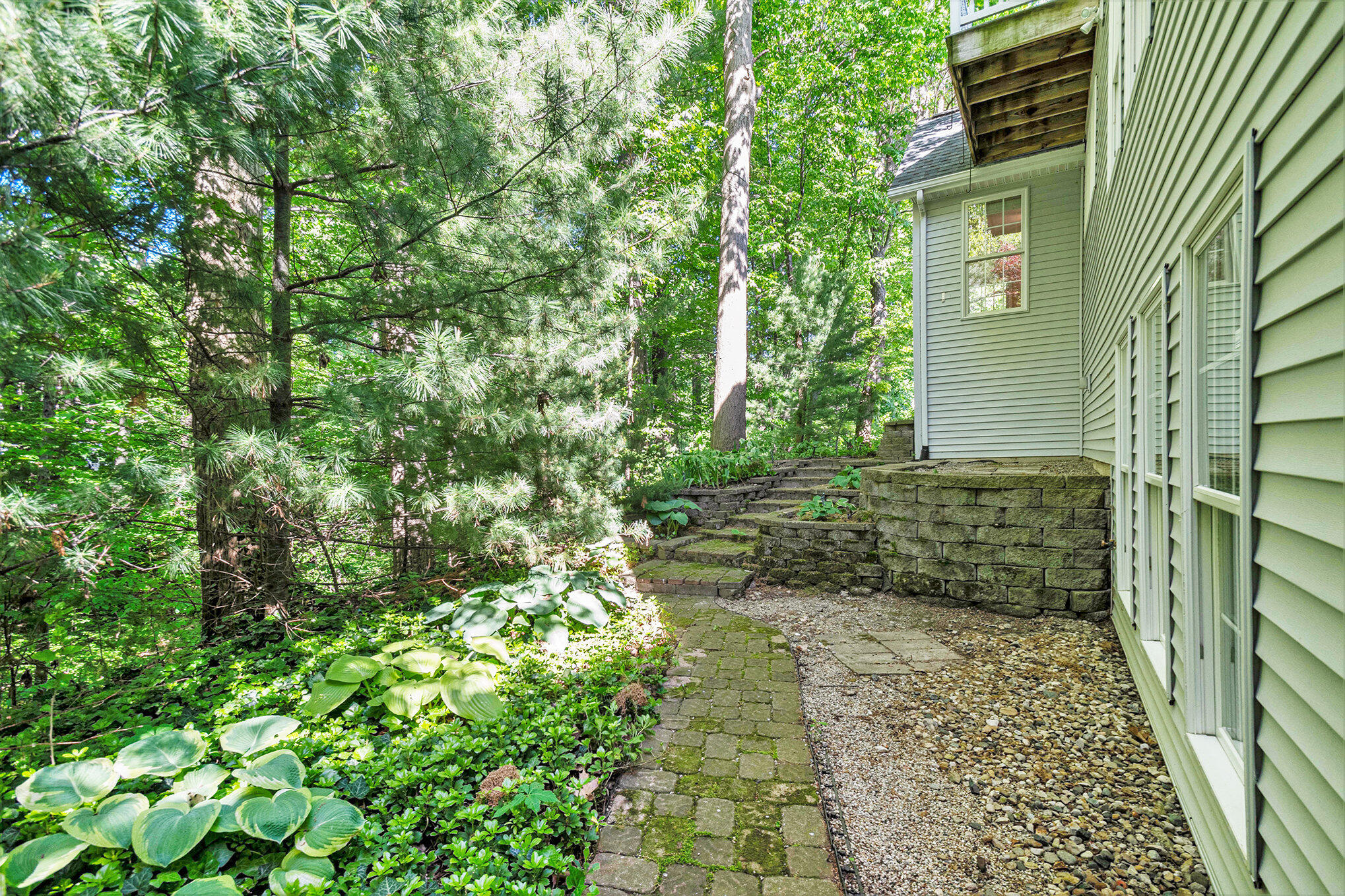 391 Arbor Ridge