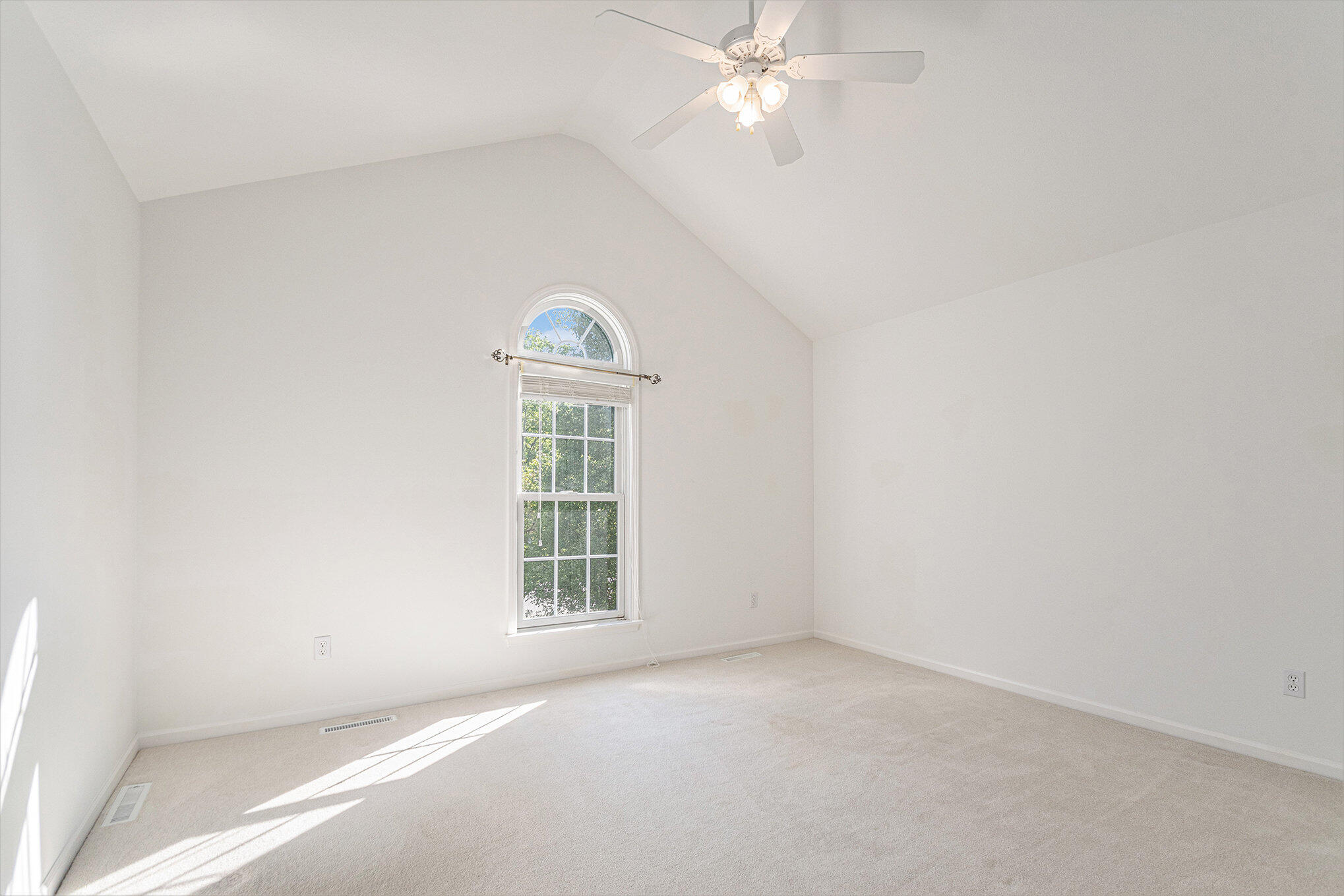 391 Arbor Ridge