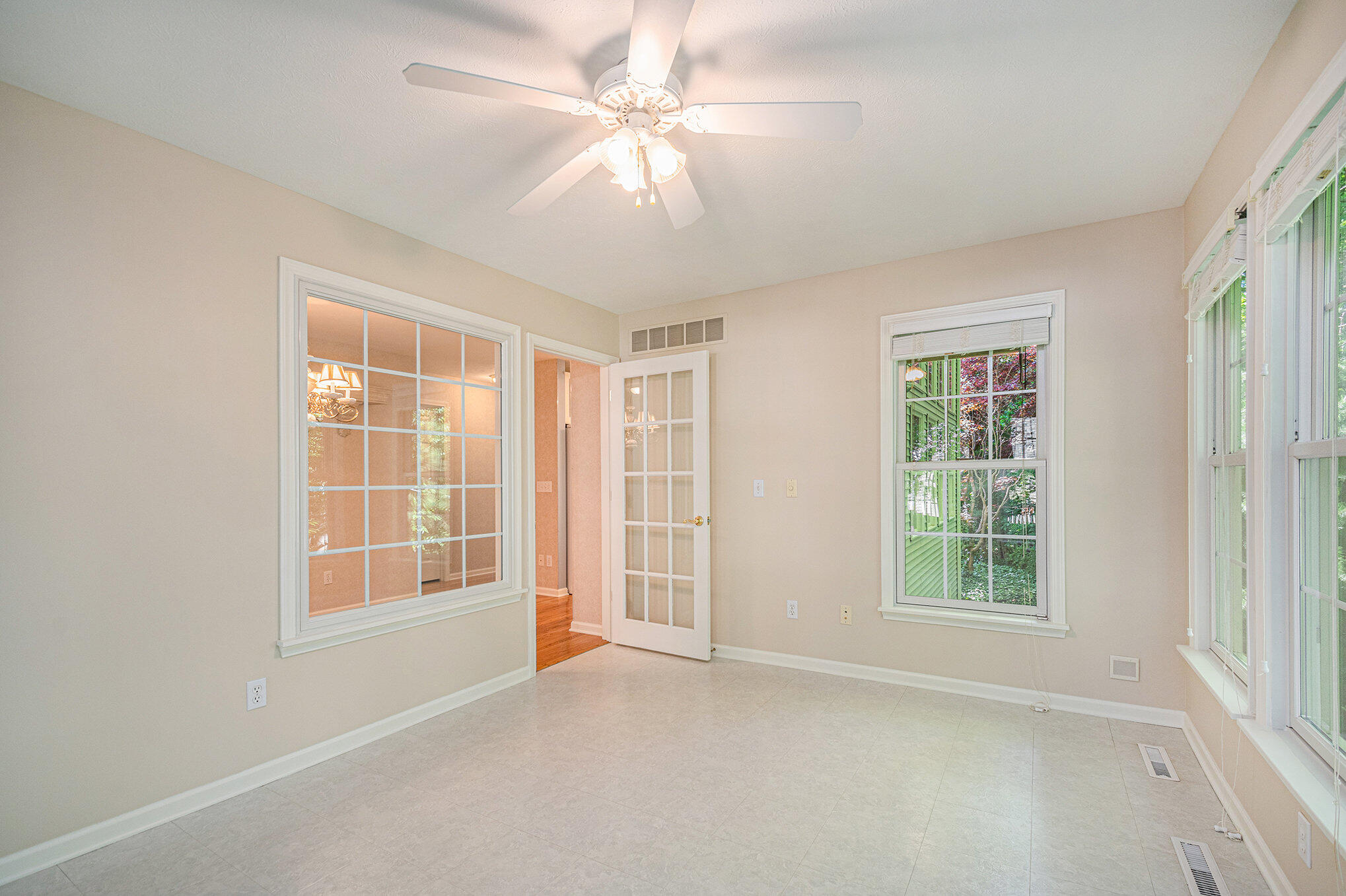 391 Arbor Ridge