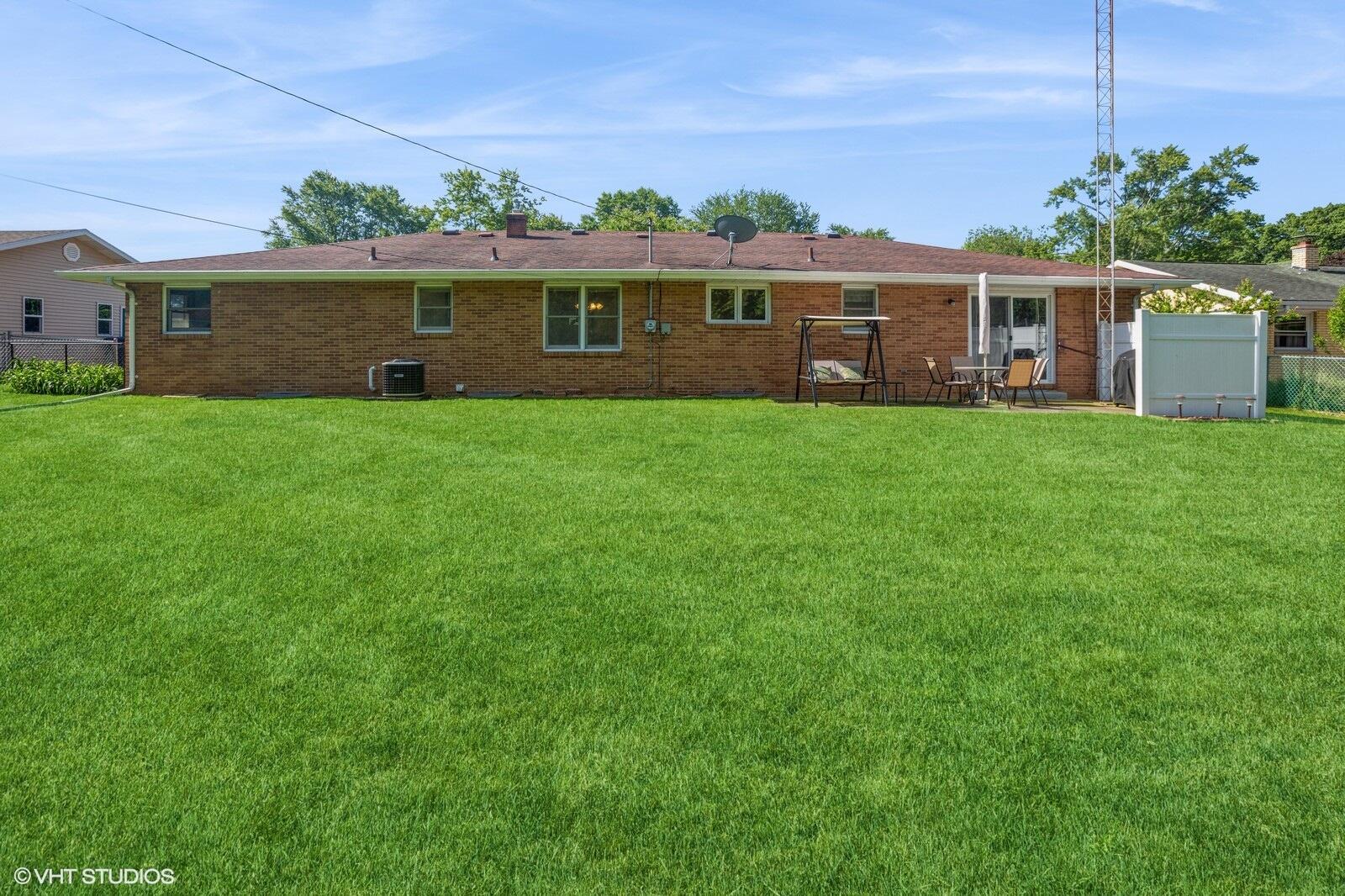 1443 Wilshire Terrace, St. Joseph