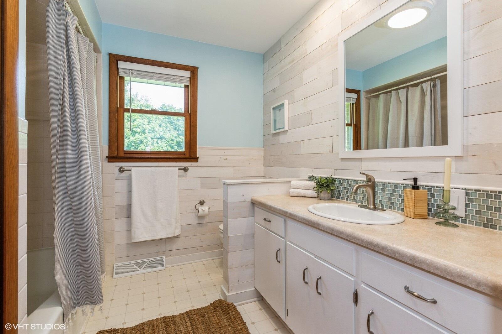 1443 Wilshire Terrace, St. Joseph
