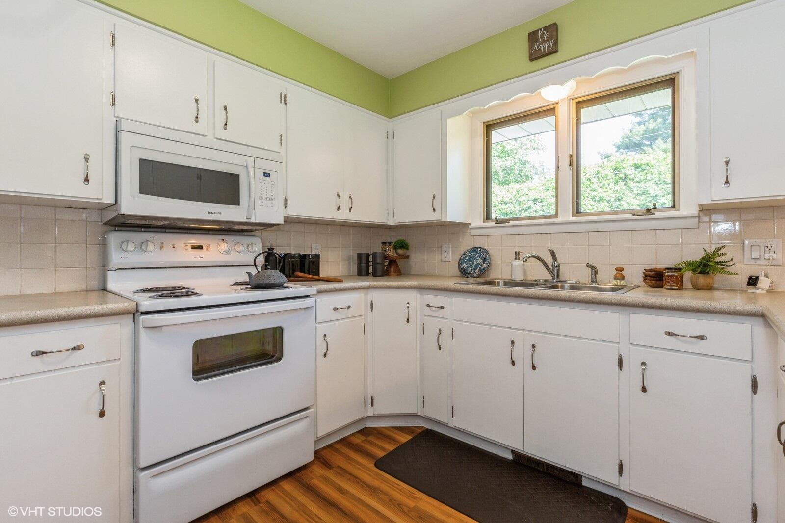 1443 Wilshire Terrace, St. Joseph