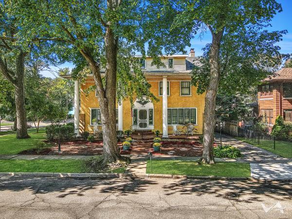 1218 State Street, St. Joseph