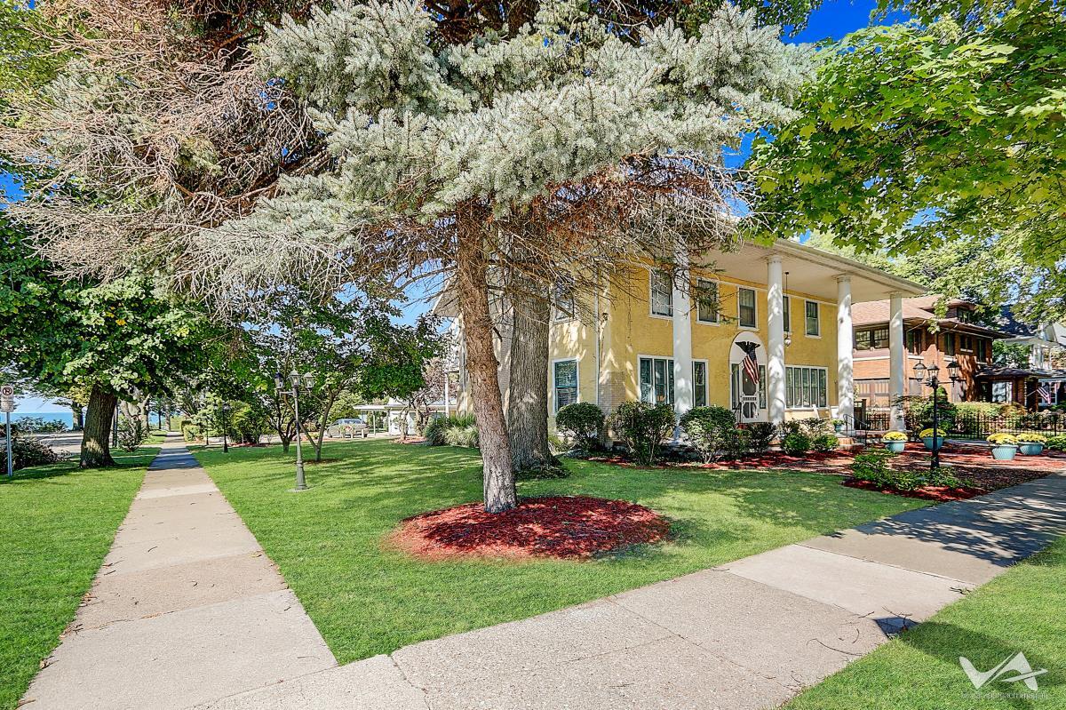 1218 State Street, St. Joseph