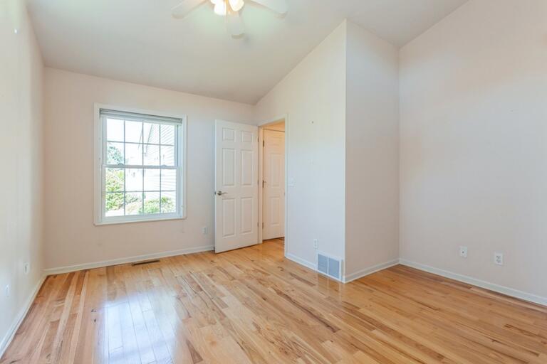 5545 Ivy Path