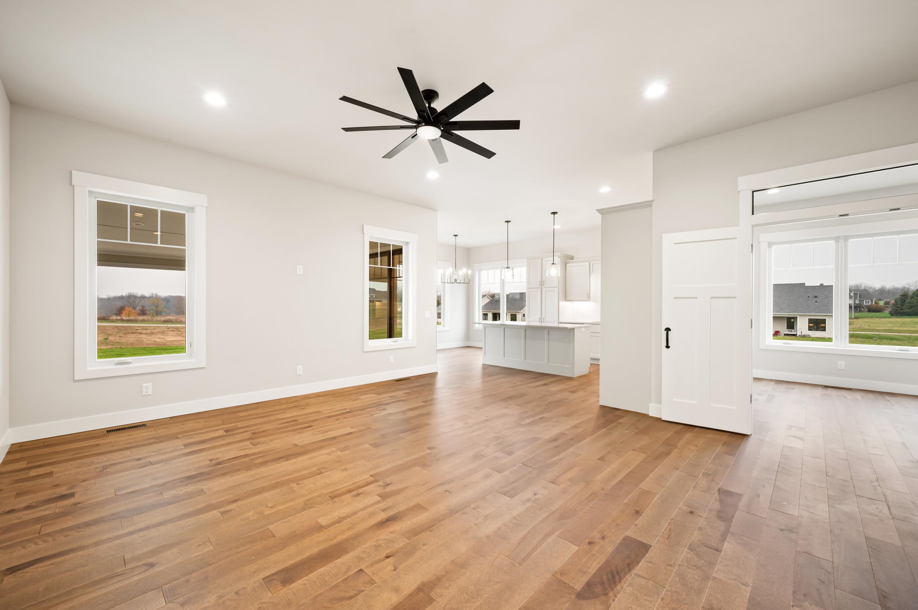 2576 Noellyn Drive