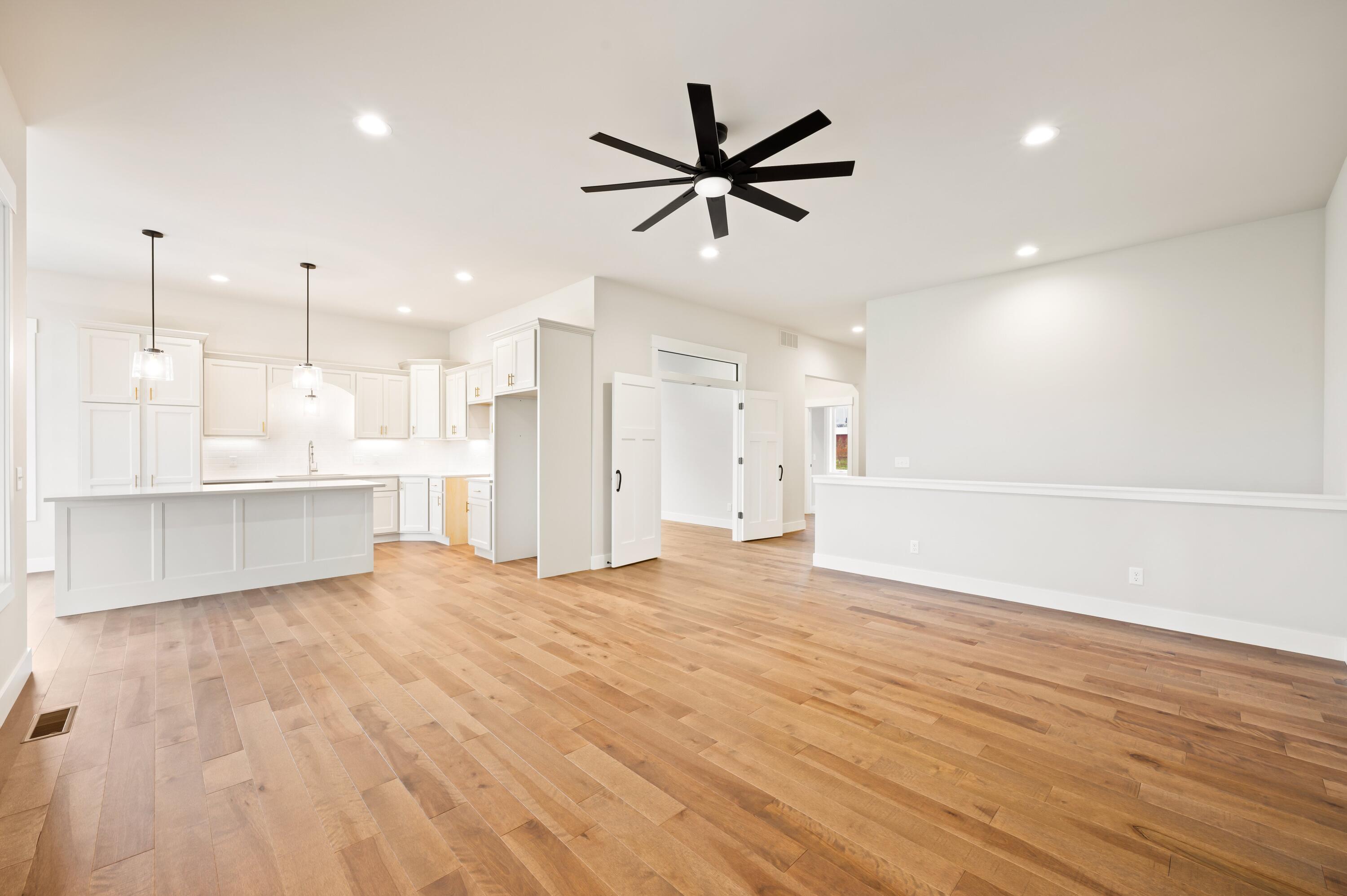 2576 Noellyn Drive