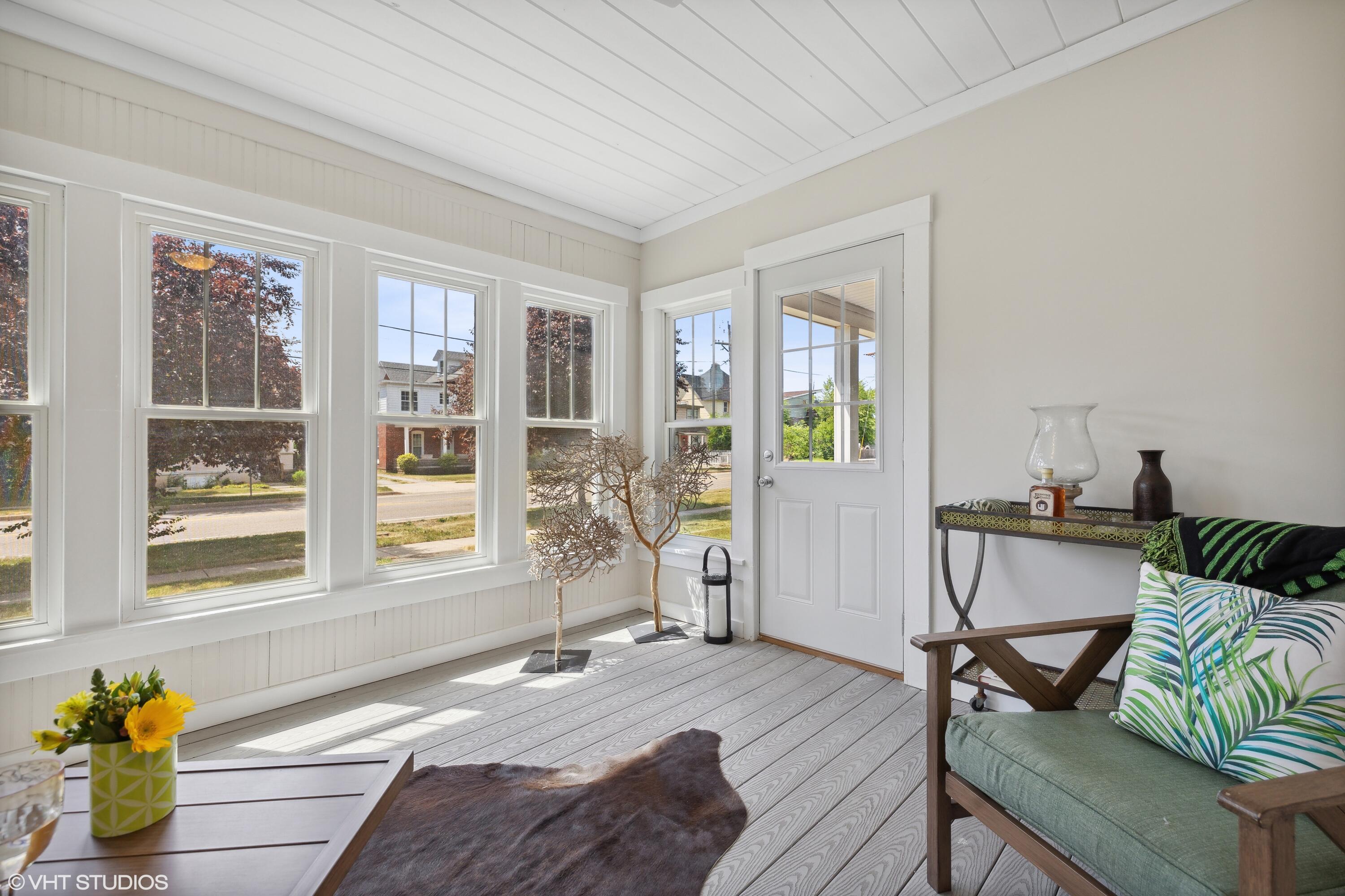 207 S Elm Street