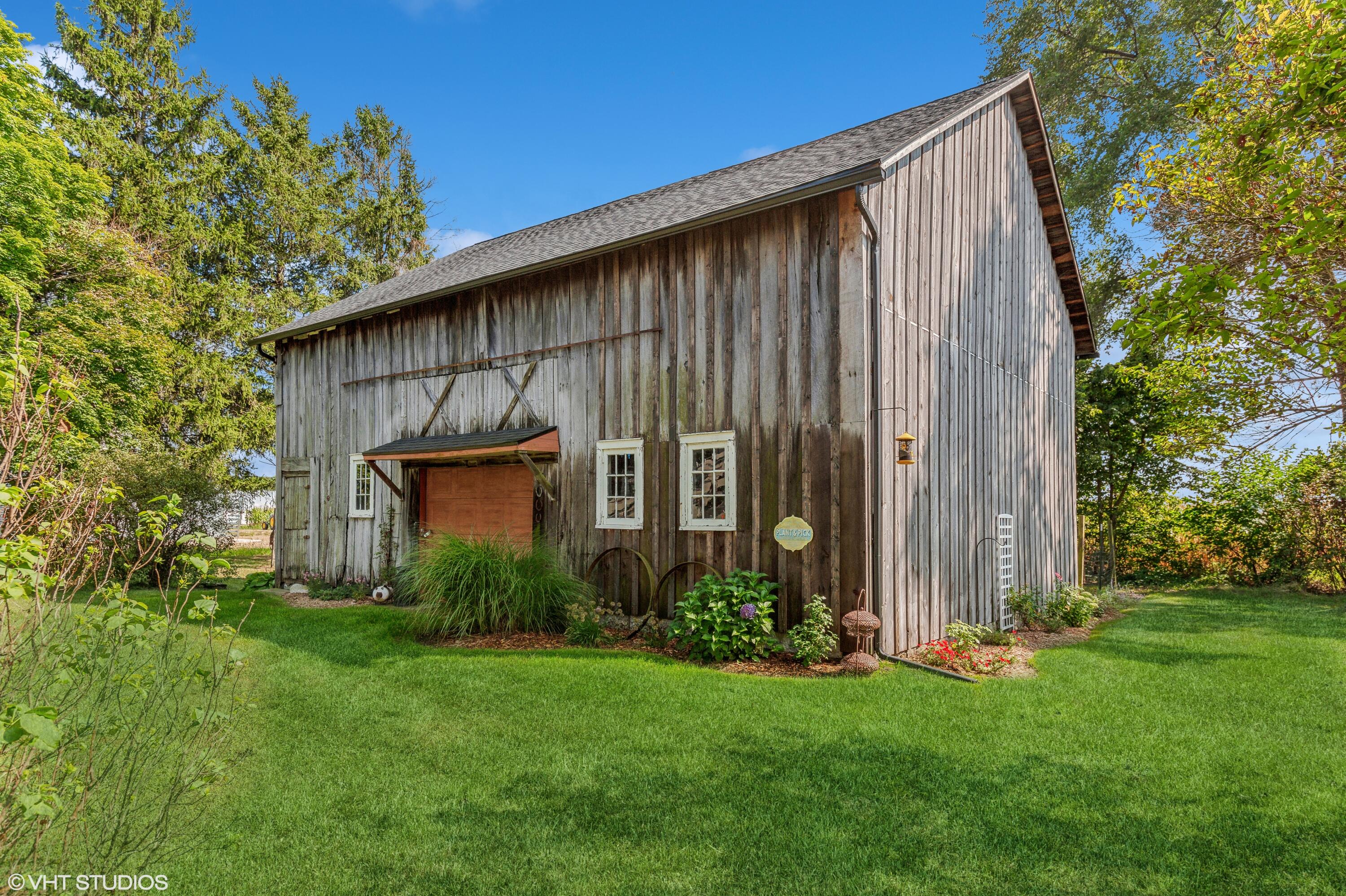 3048 Dutch Lane