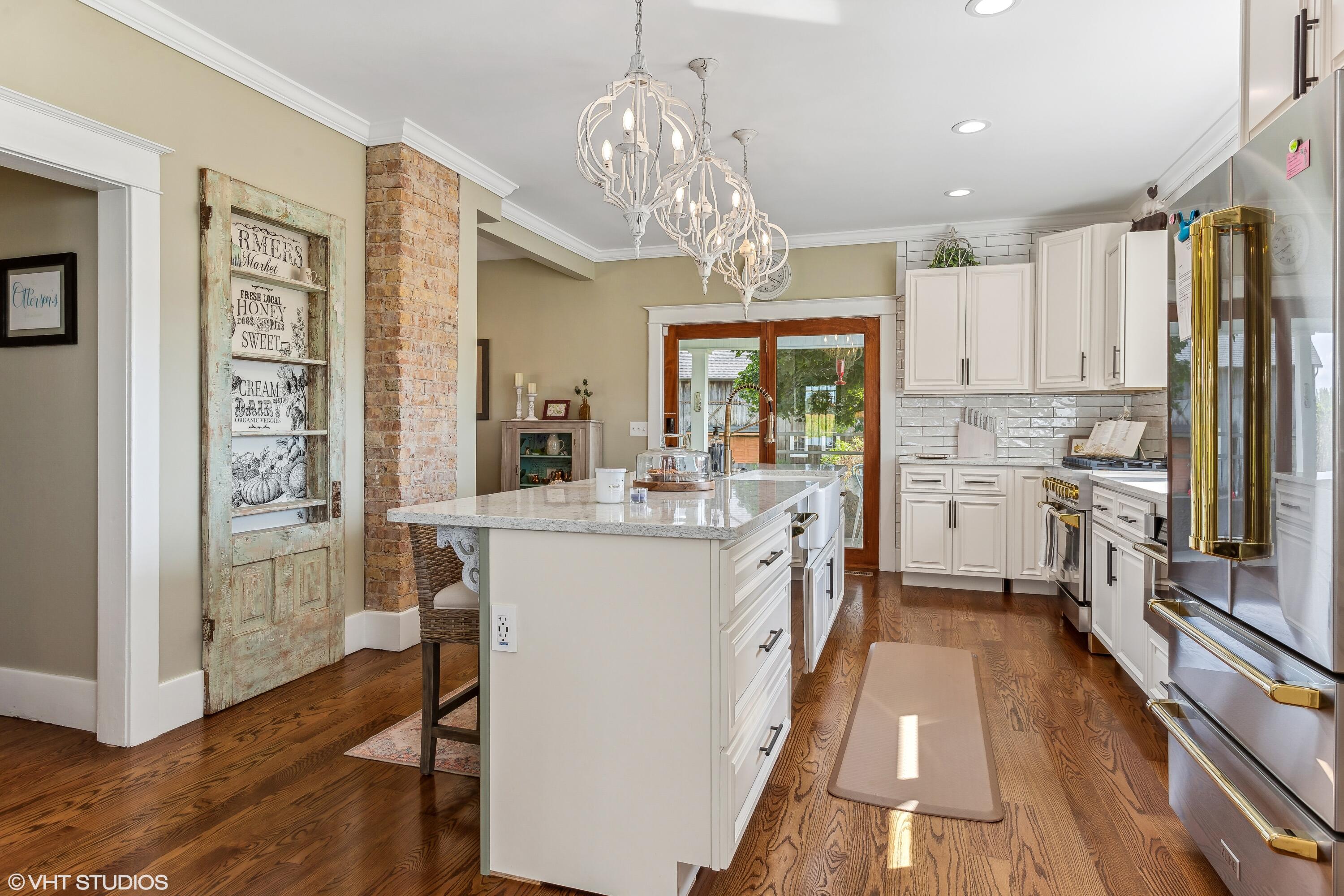 3048 Dutch Lane