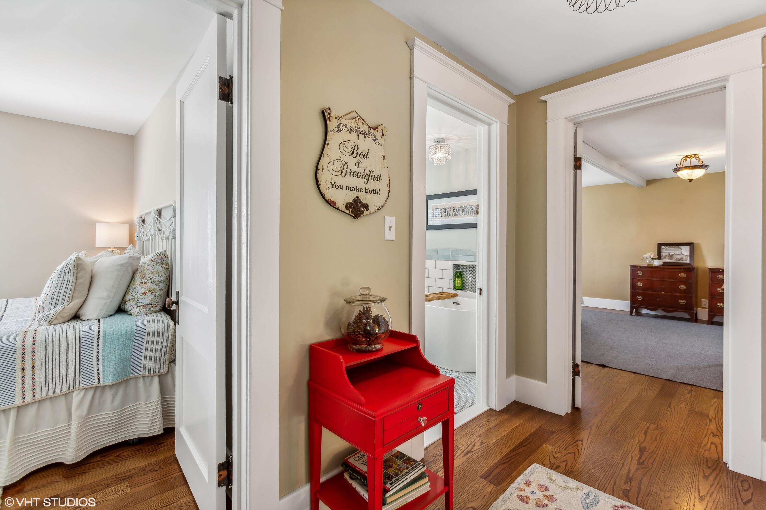 3048 Dutch Lane