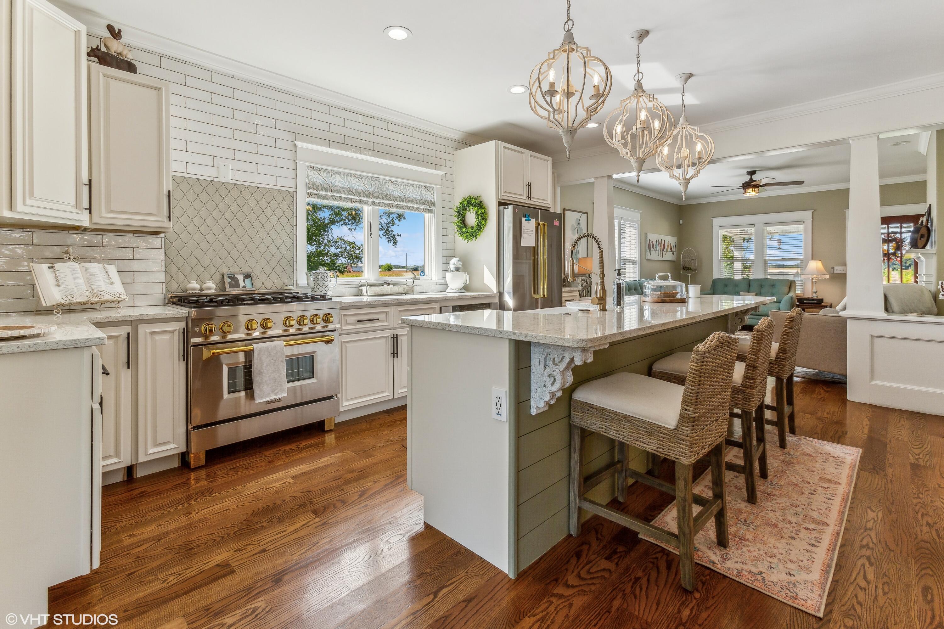 3048 Dutch Lane