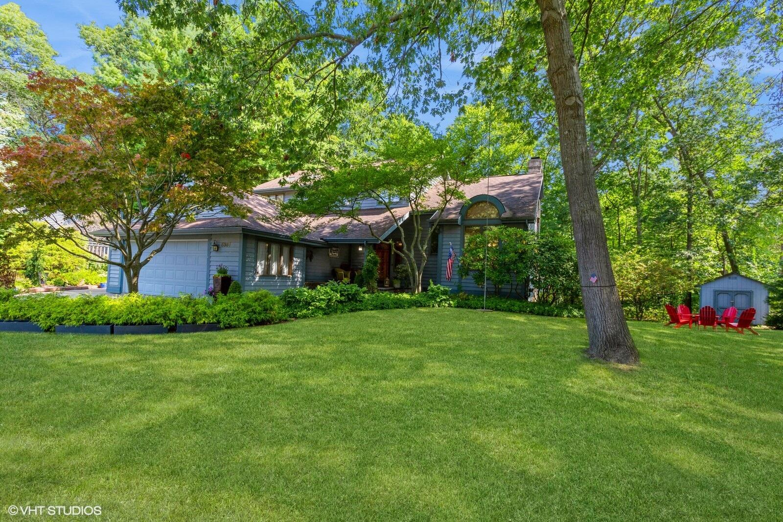 5361 Ridge Road