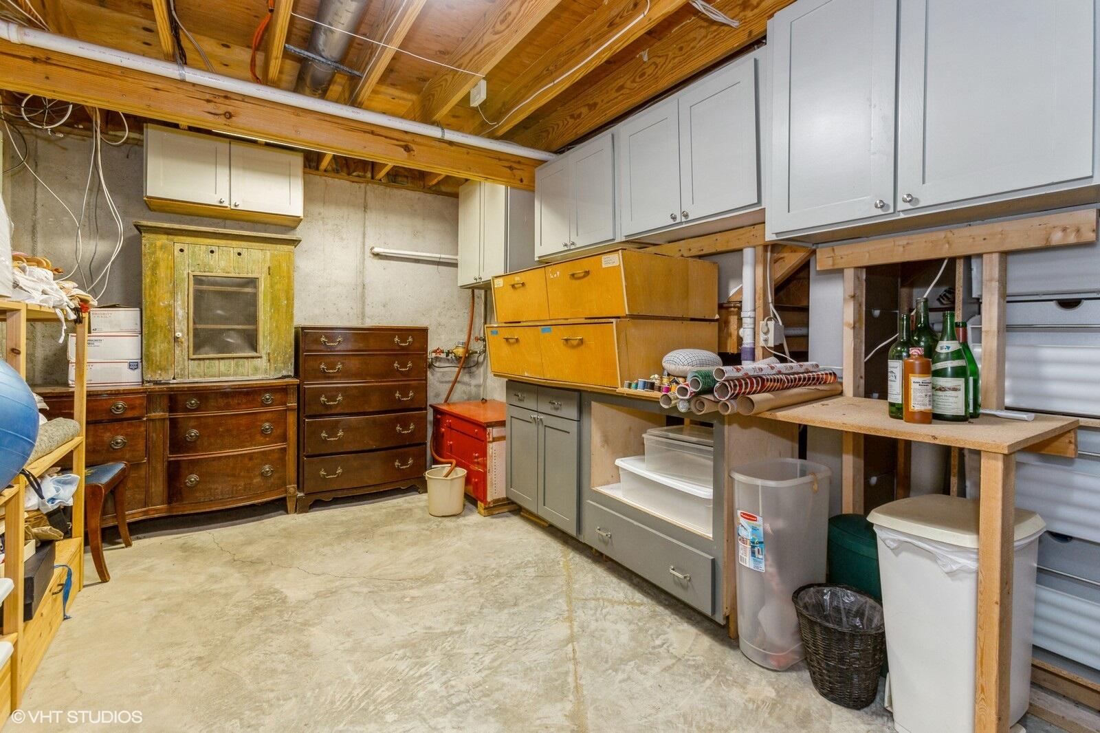 5361 Ridge Road