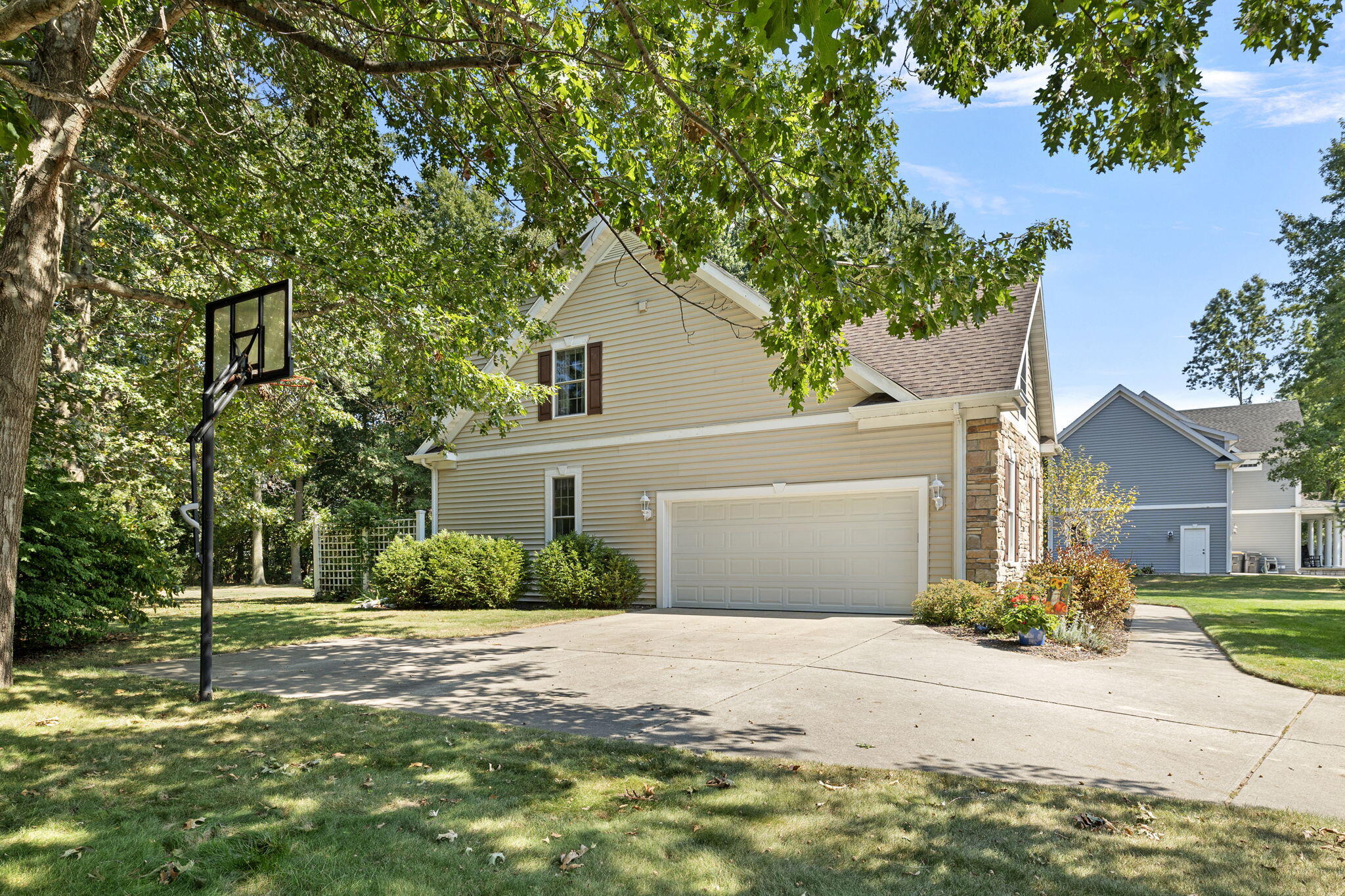 2597 Jefferson Drive