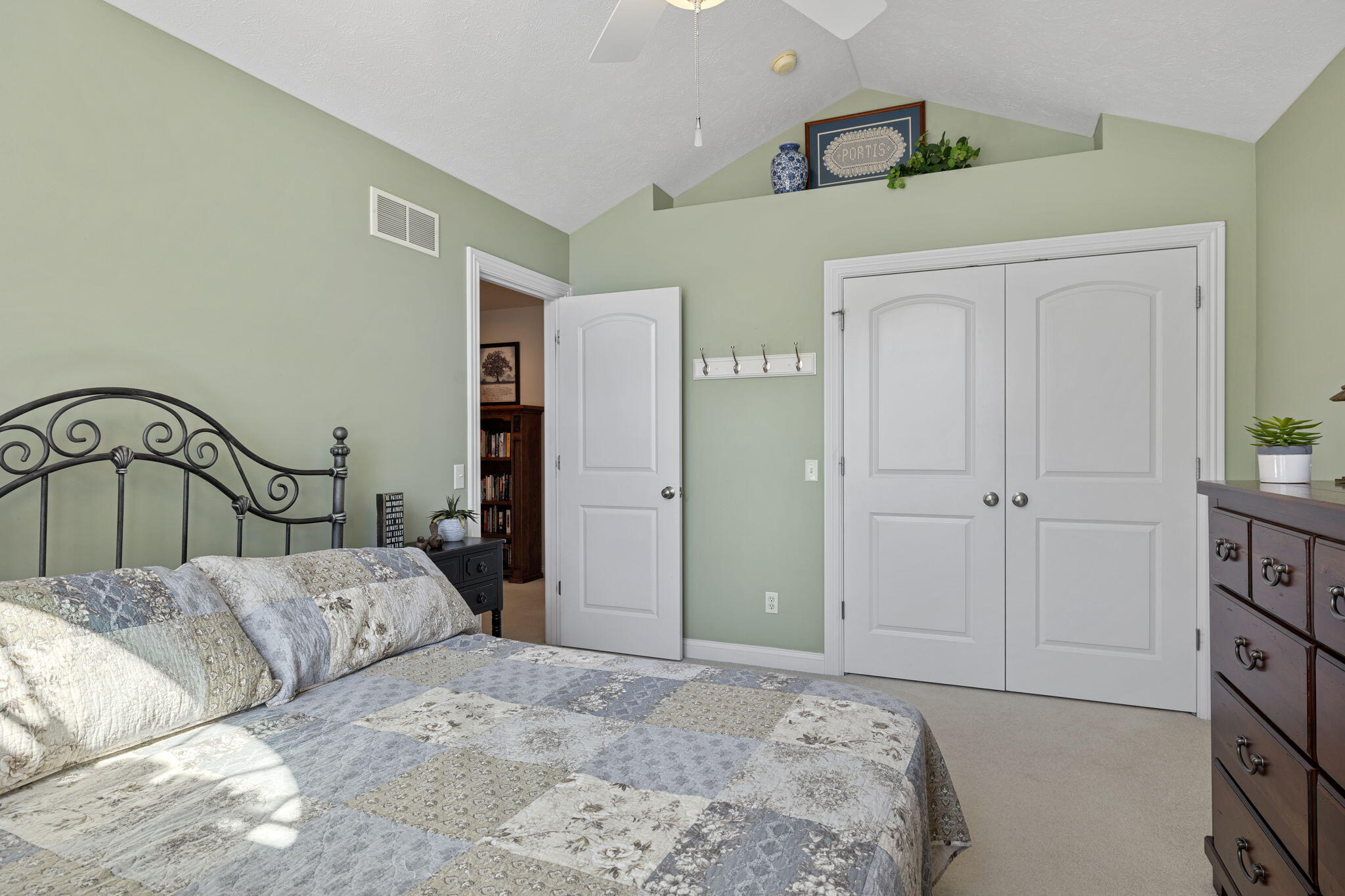 2597 Jefferson Drive
